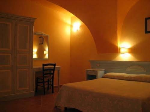 Sa Balza Guest House Bosa Bagian luar foto