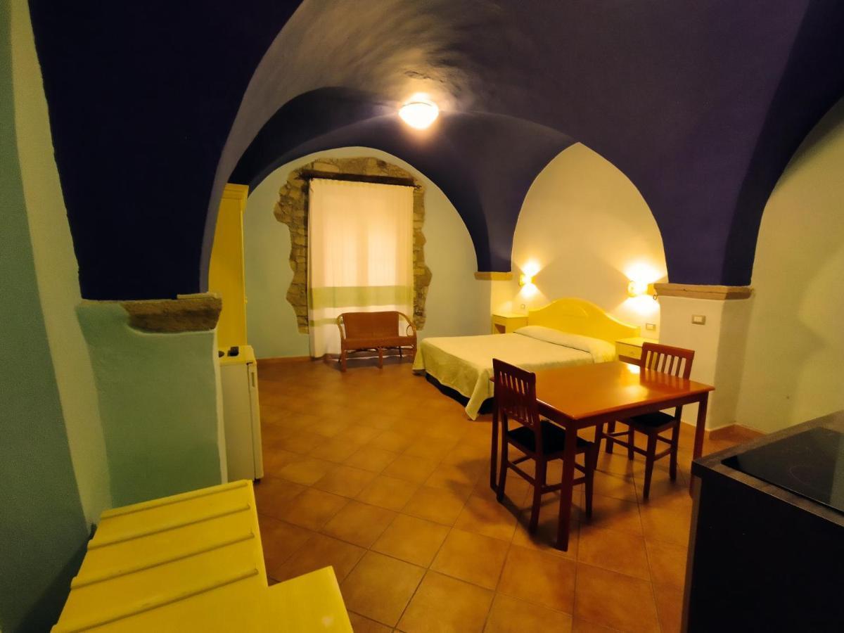 Sa Balza Guest House Bosa Bagian luar foto